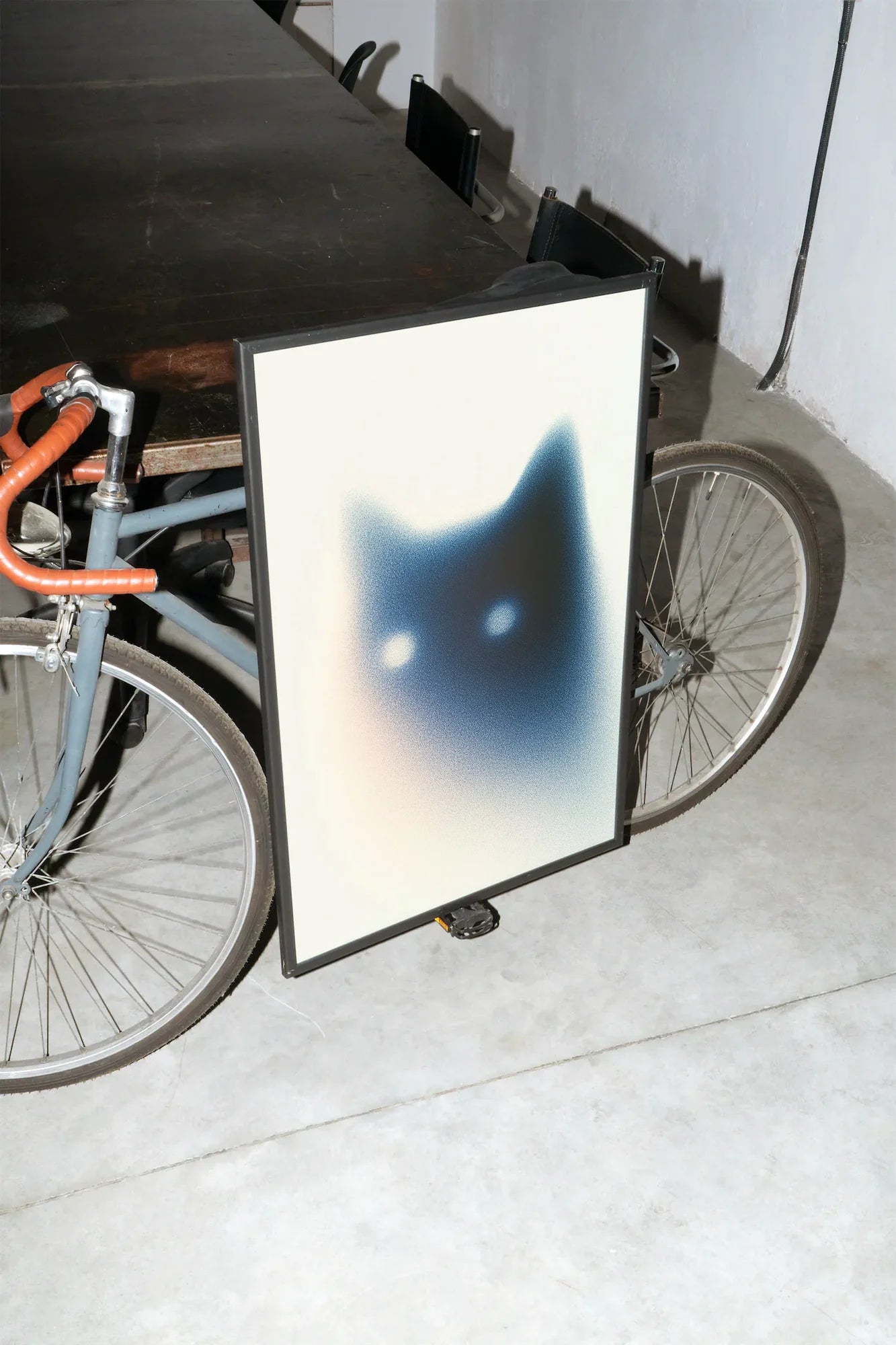 Silent Gaze - mockup-velo