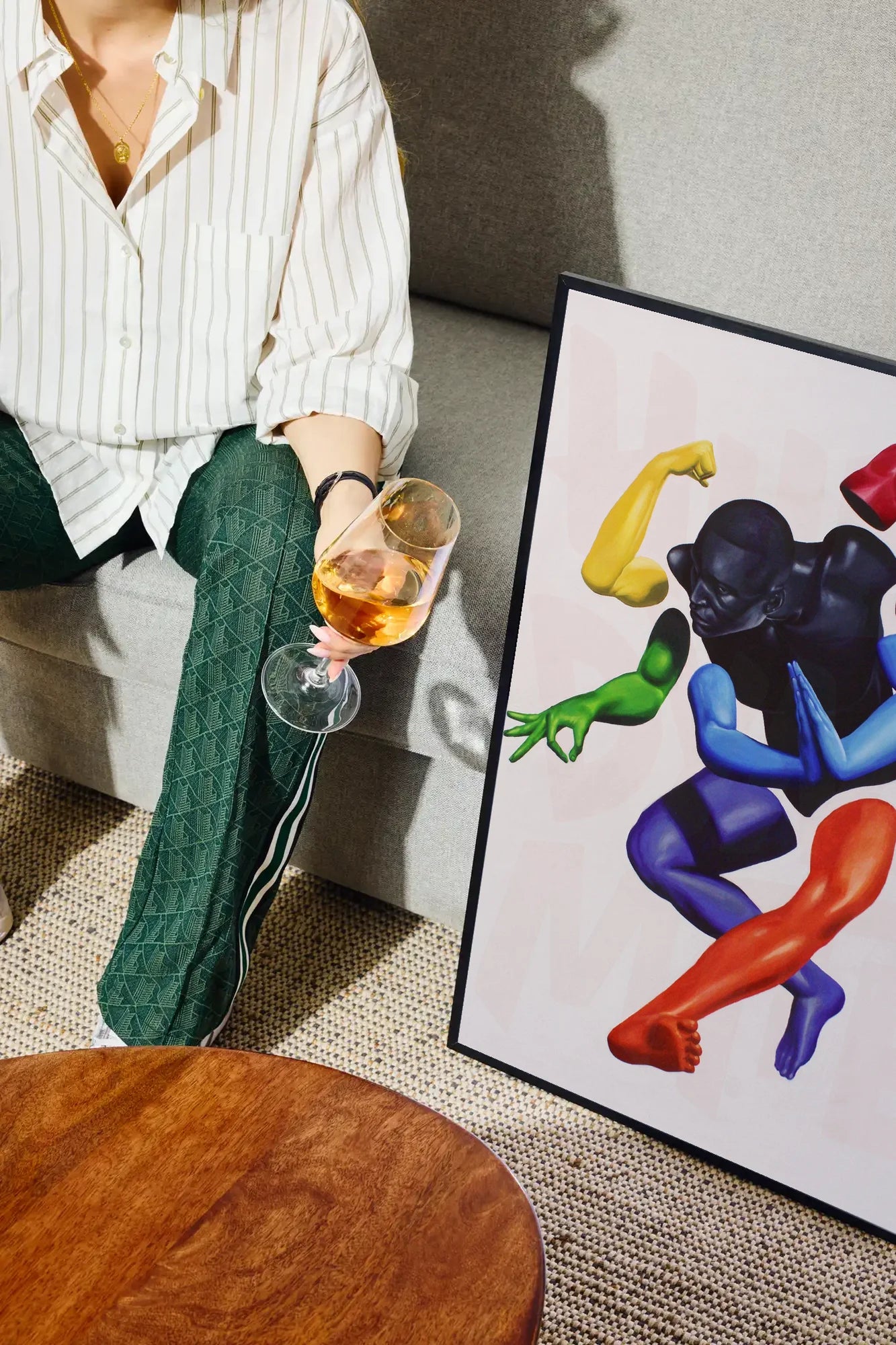 Chroma Kinetic - drinkglass-sofa