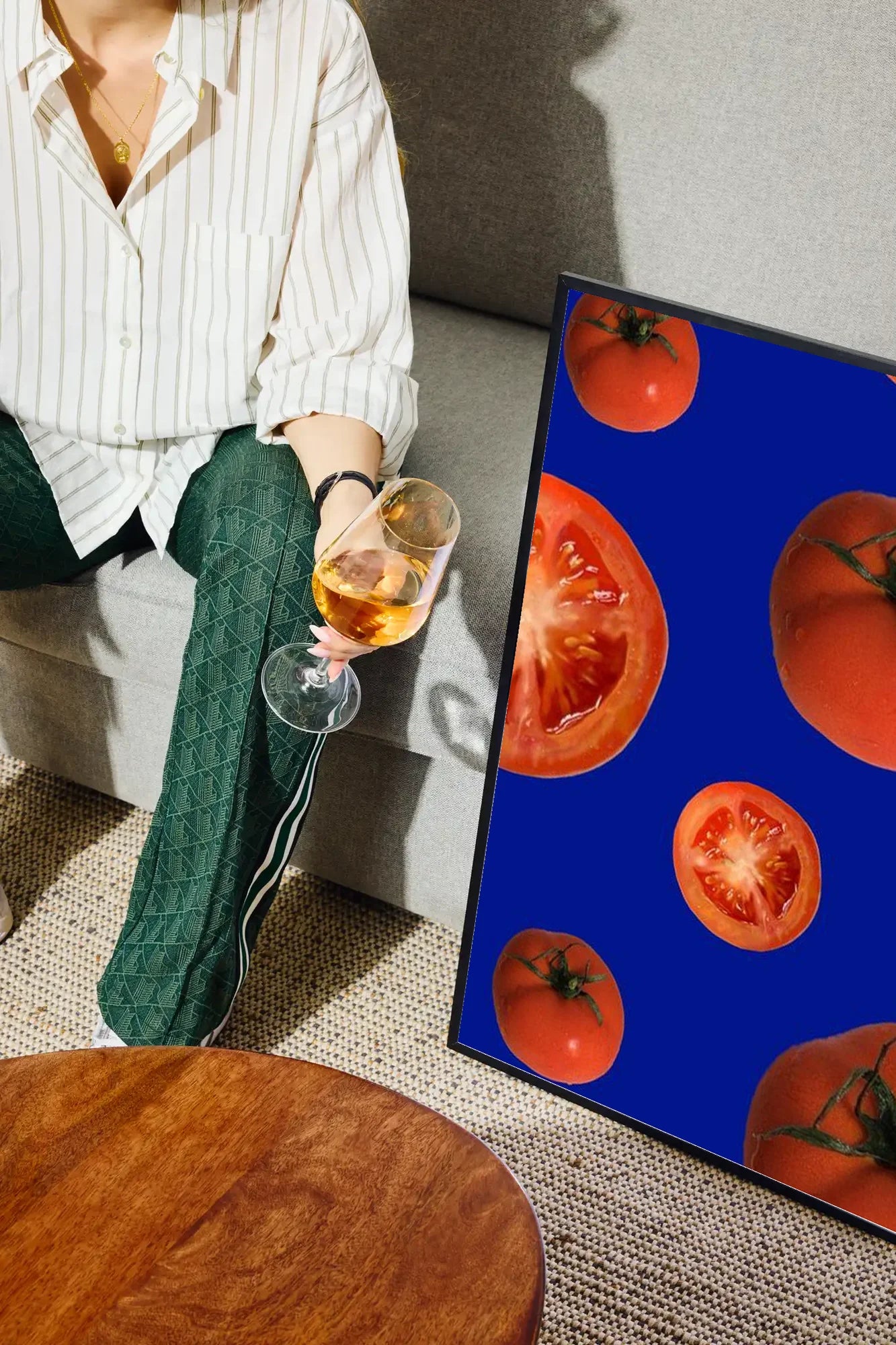 Tomato Blue - drinkglass-sofa