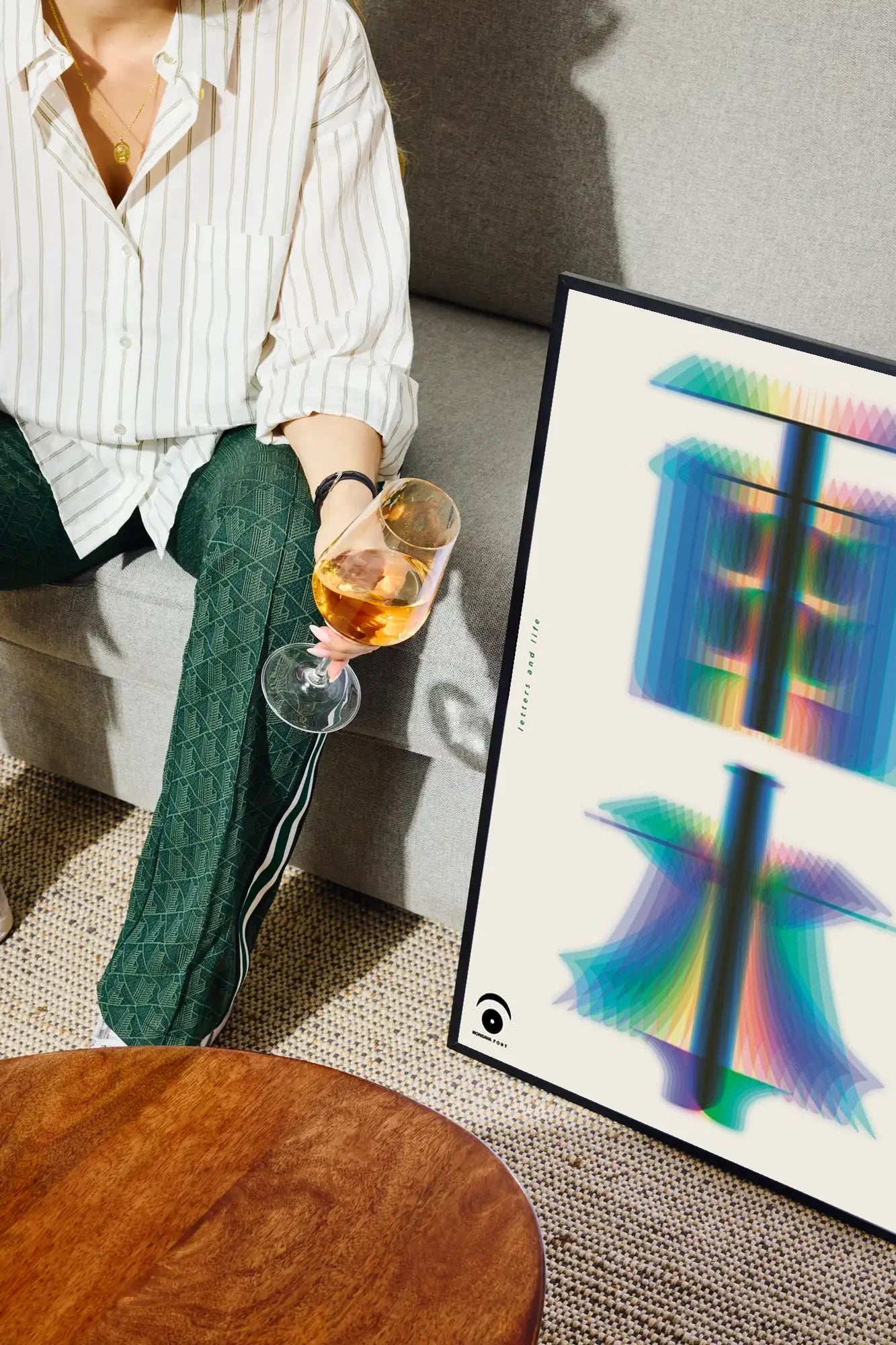 Fluid Symmetry - drinkglass-sofa