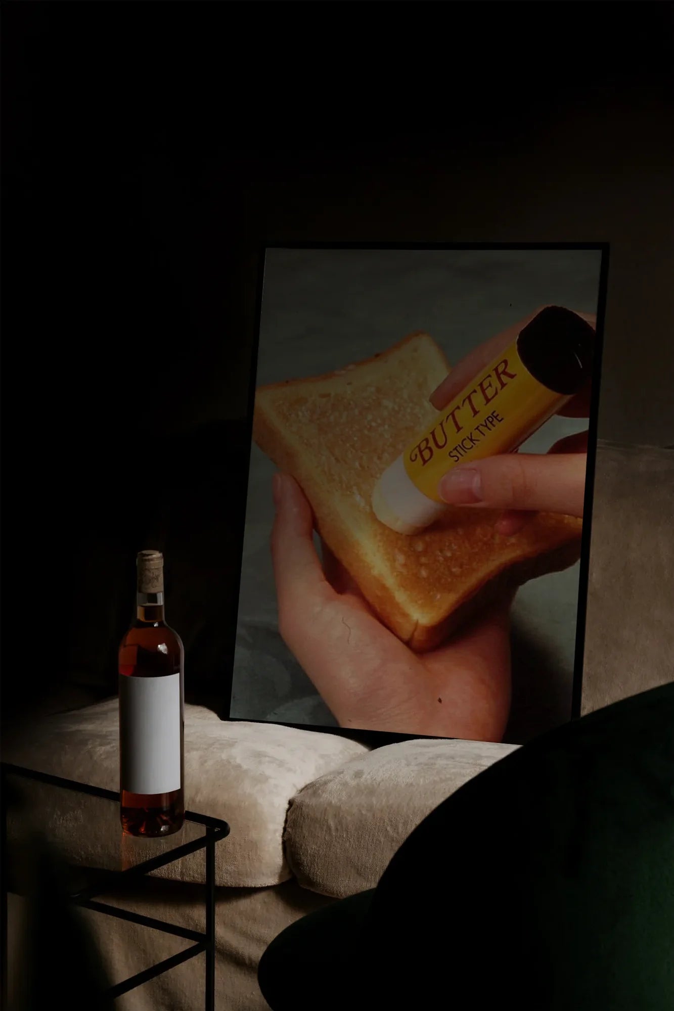 Toast & Butter - mockupsofa-dark