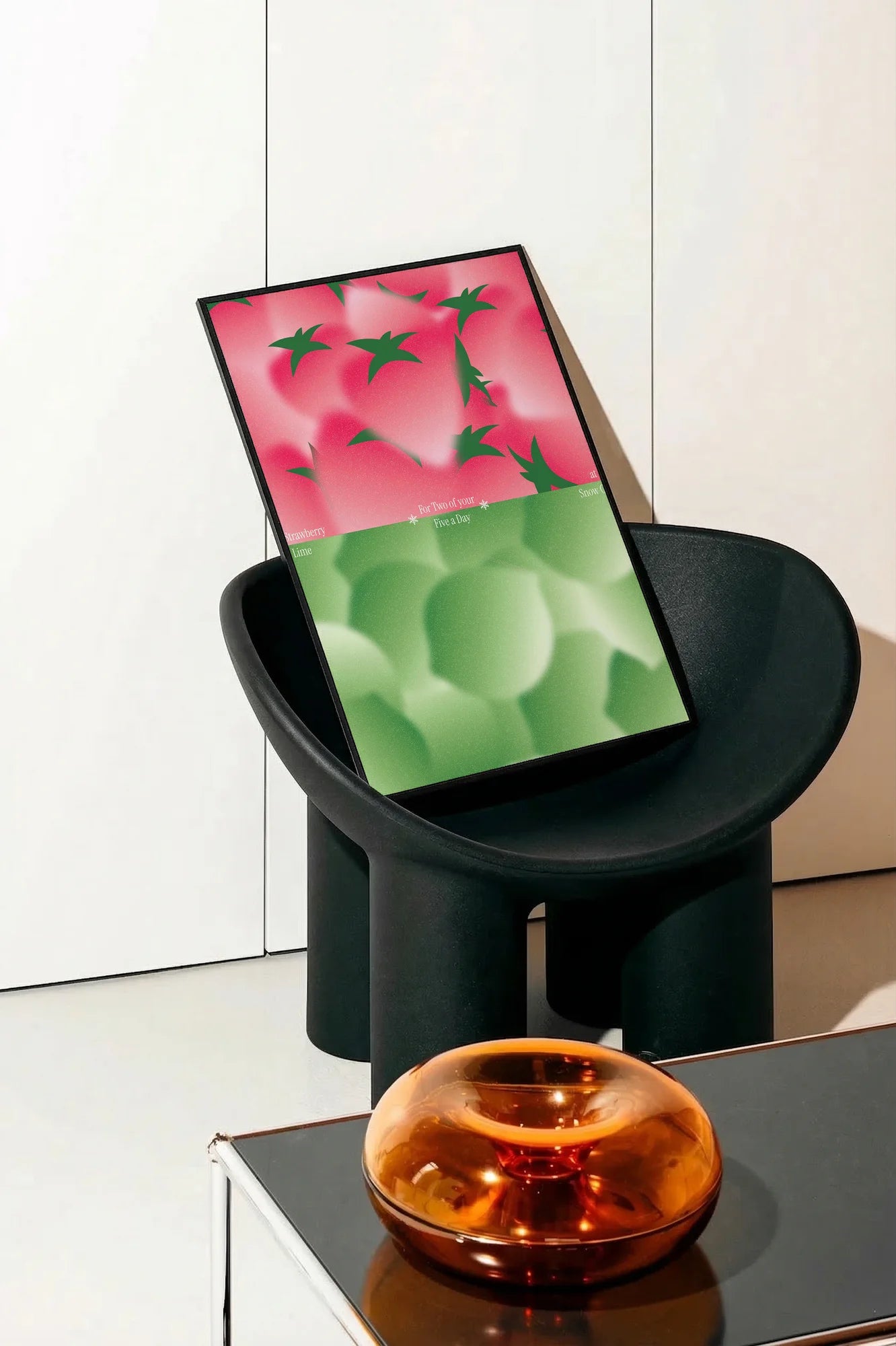 Strawberry Bloom - onchair