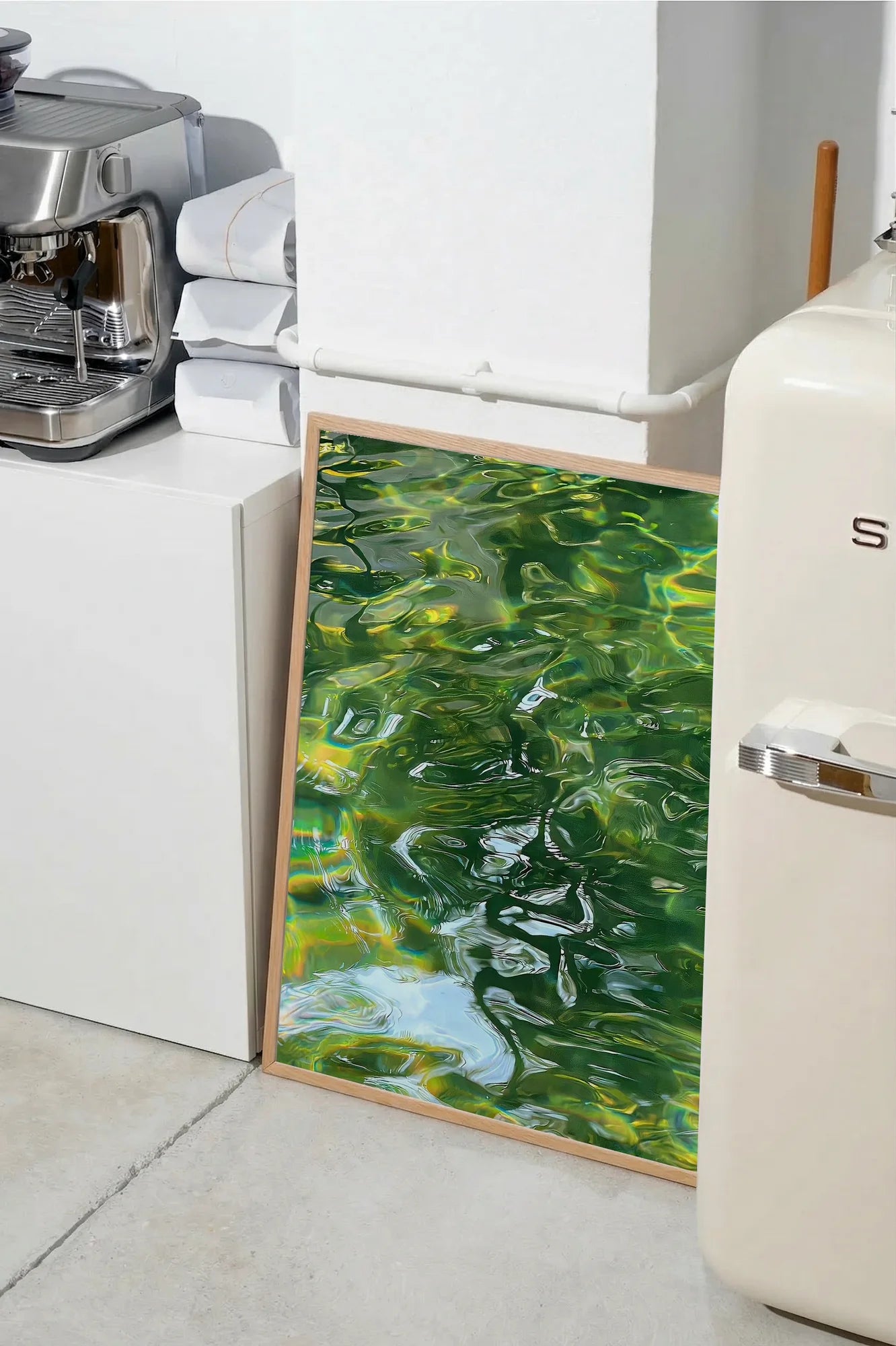 Shimmering Waves - SMEG