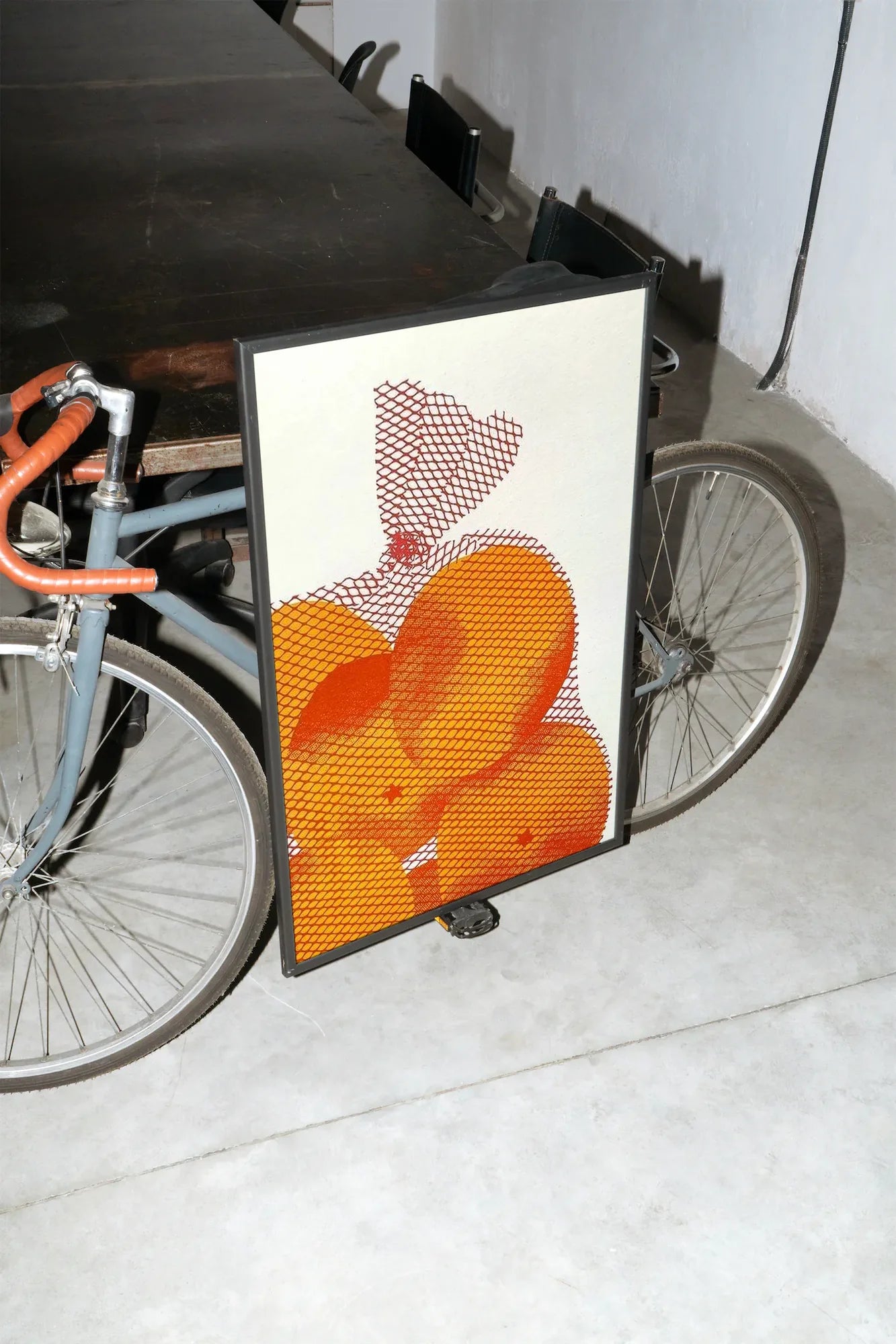 Orange Mesh - mockup-velo