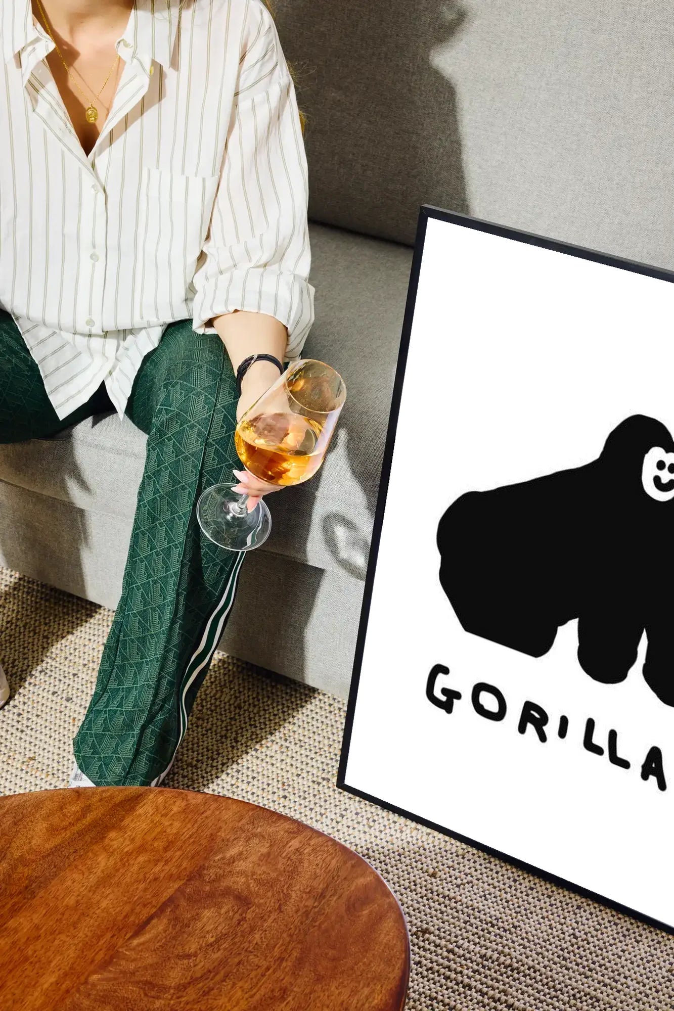 Silent Groove - drinkglass-sofa