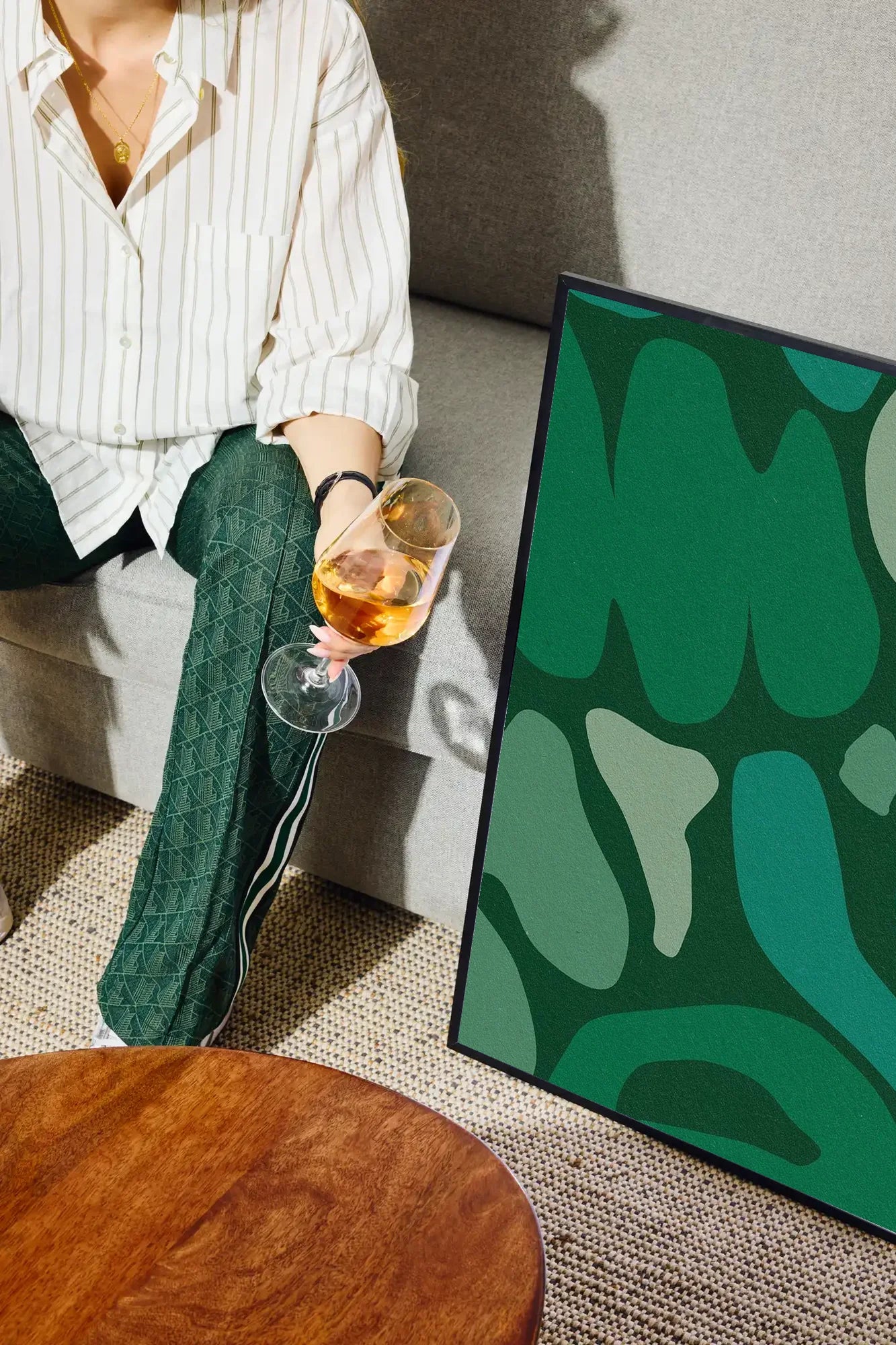Green Serenity - drinkglass-sofa