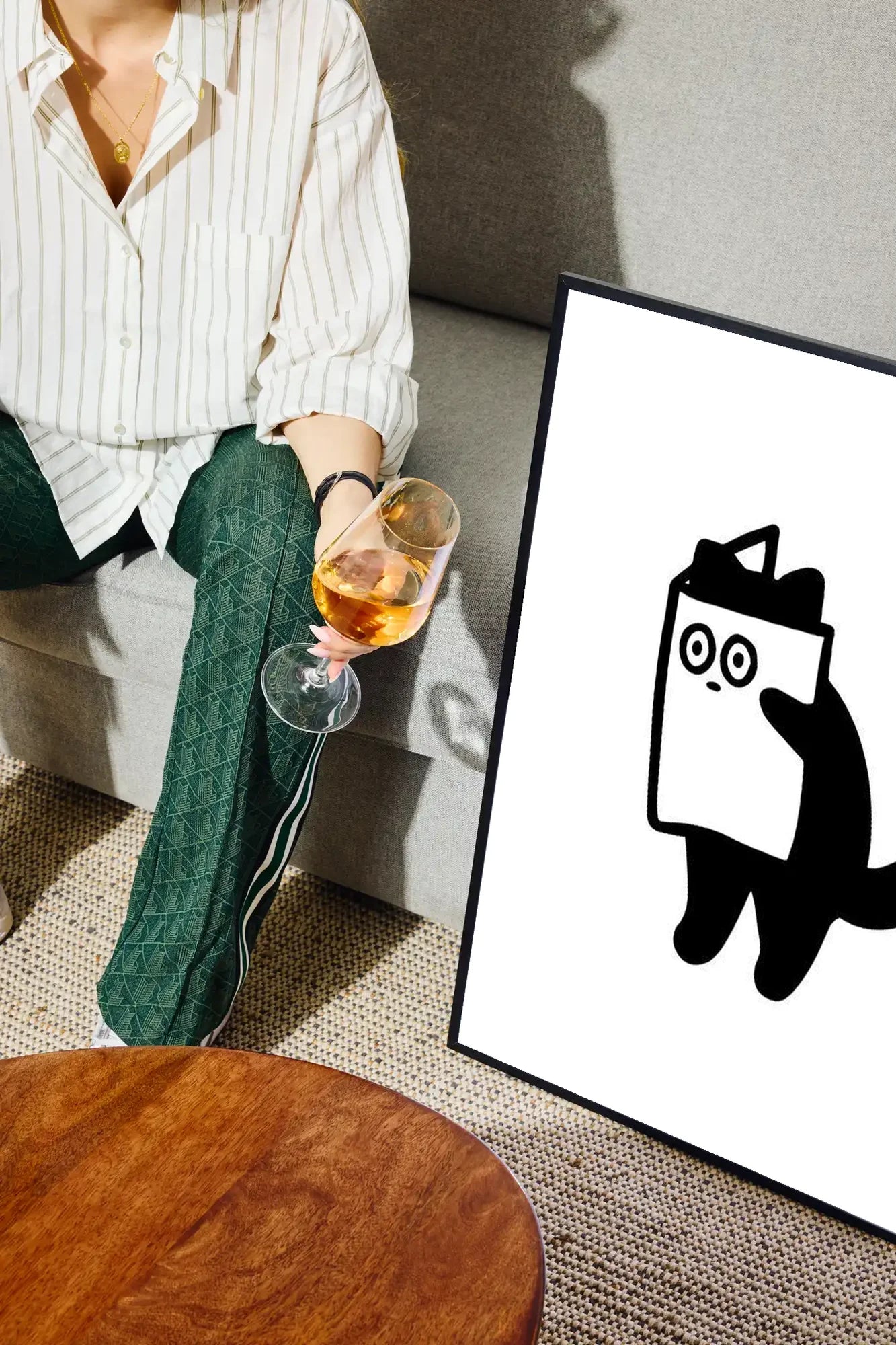 Silent Whimsy - drinkglass-sofa