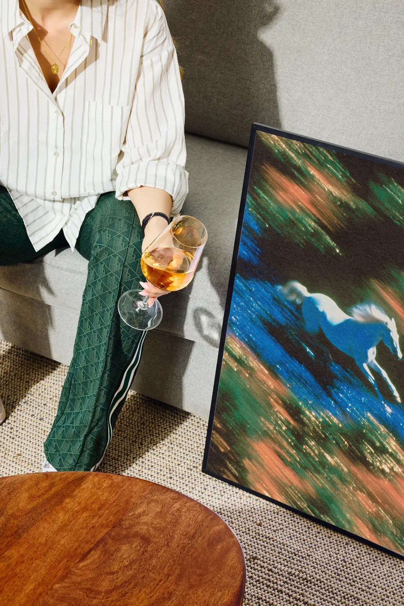Sovereign Wind - drinkglass-sofa