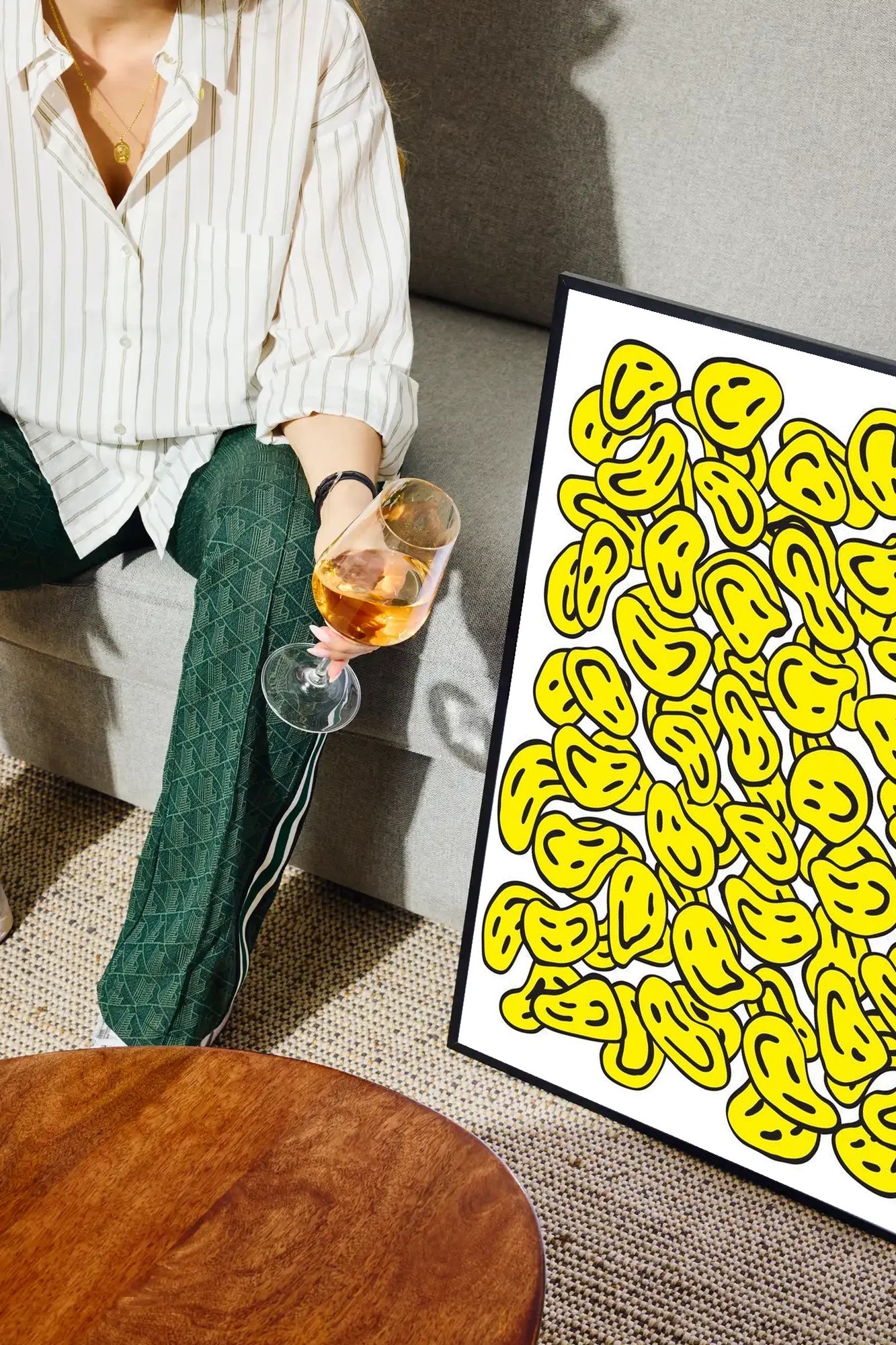 Golden Waves - drinkglass-sofa