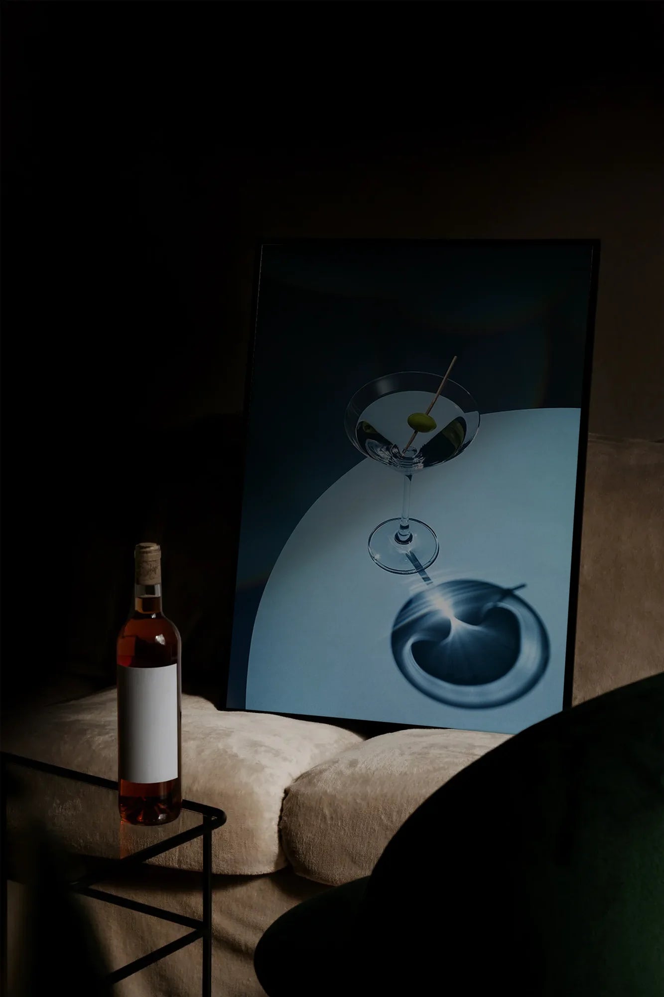 Eternal Glass - mockupsofa-dark