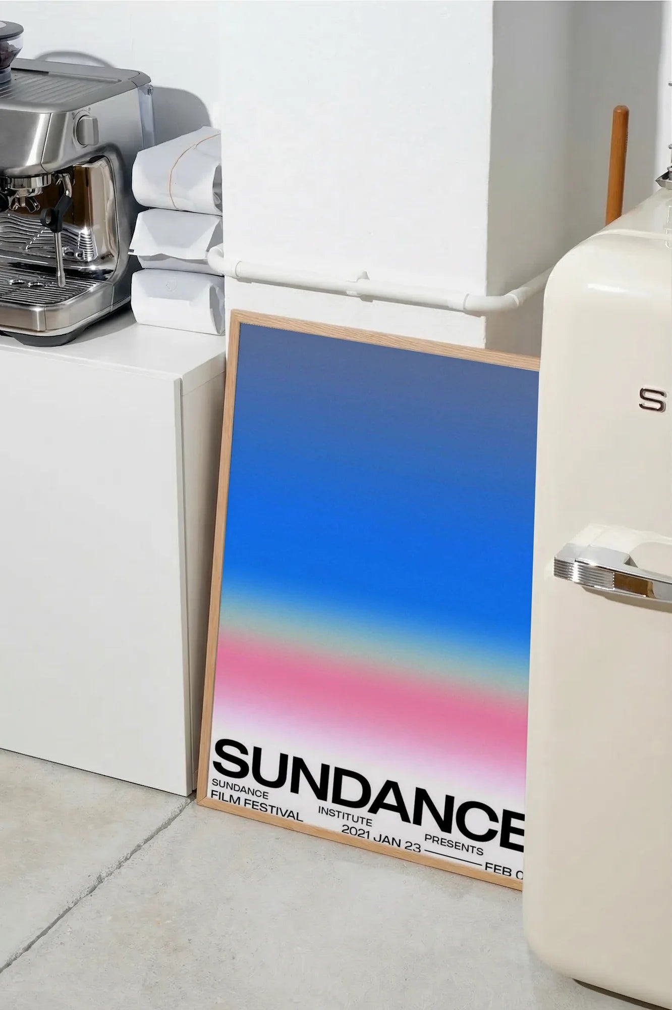Pink Midnight Film - SMEG