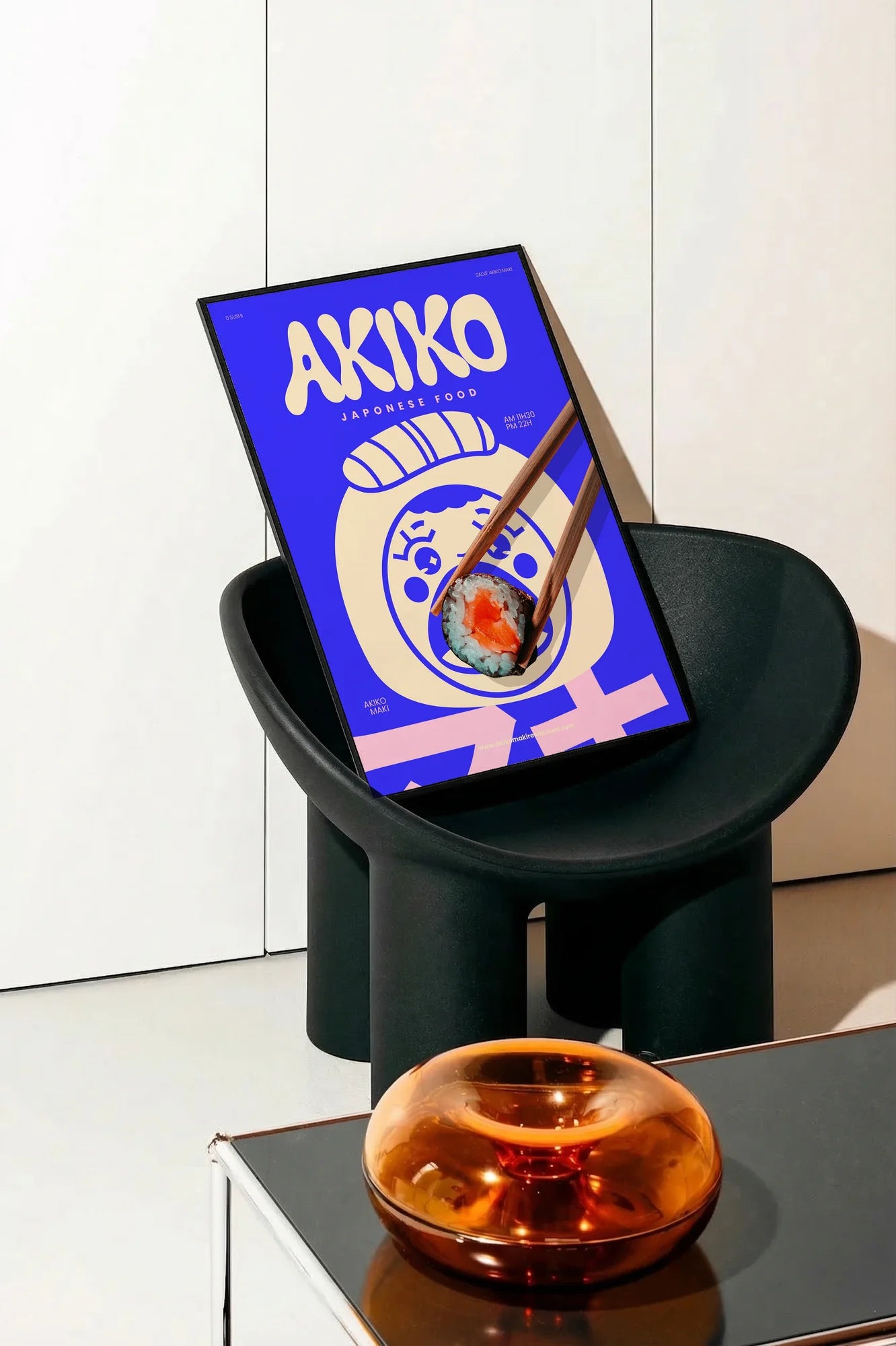 Akiko's Roll - onchair