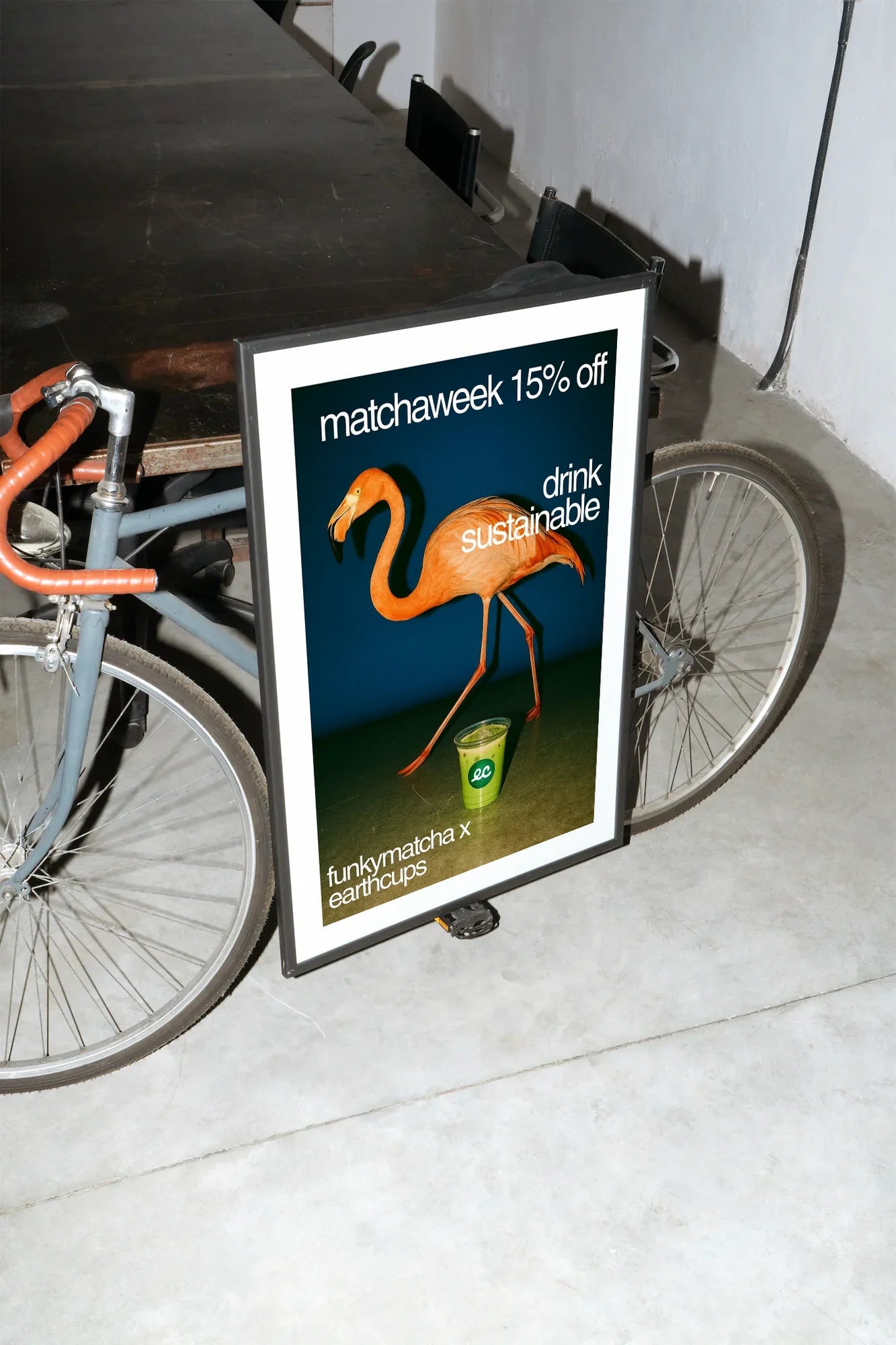 Flamingo & LC - mockup-velo