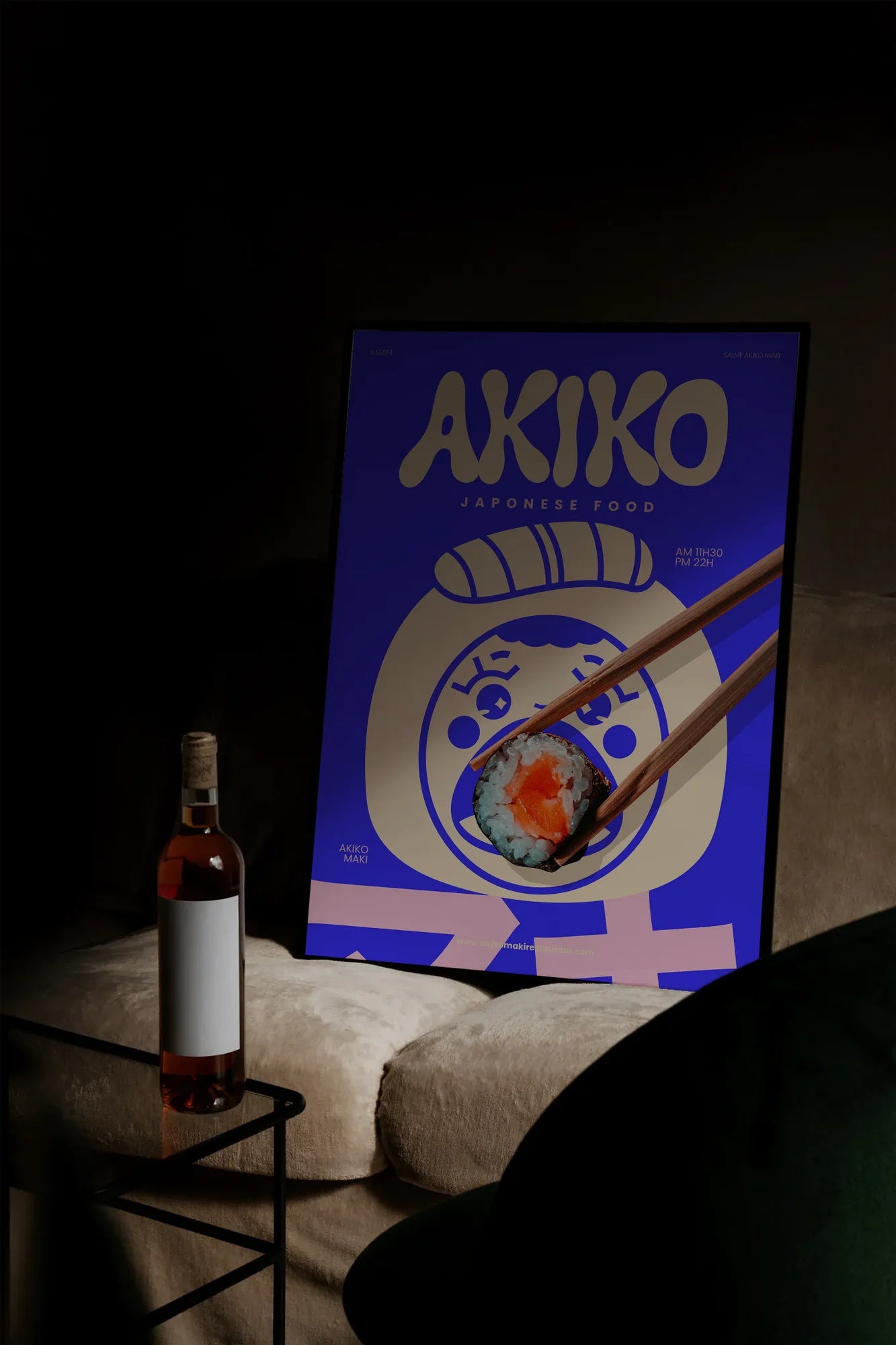 Akiko's Roll - mockupsofa-dark